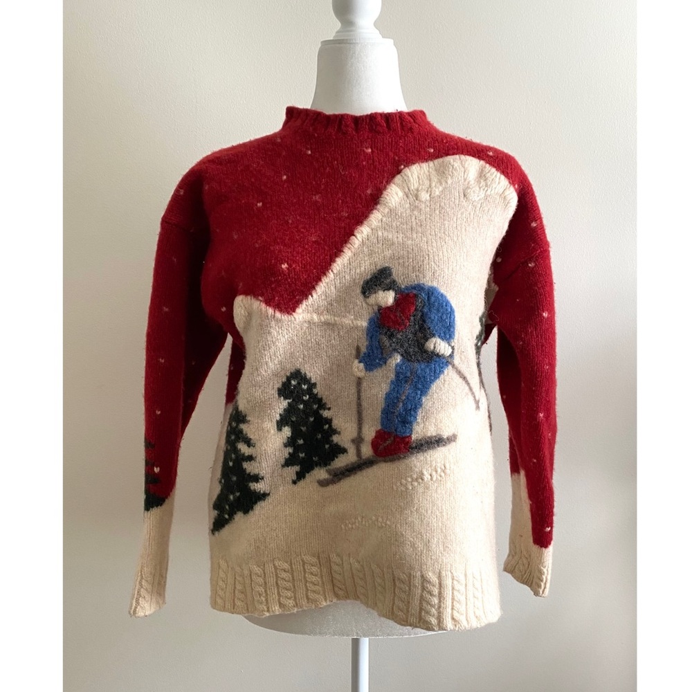 Vintage 100% Wool Shetland Red Cream Ski Holiday Crew Neck Sweater (S)